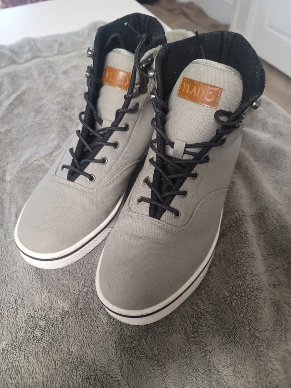 VLADO Gray Canvas Hi-Tops Boot-Sneakers Milo IG-2711-32 Size 11 Men's